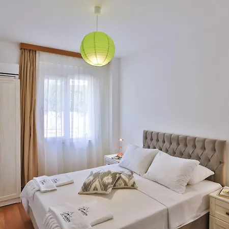 Lejlighed Merkezde, Konforlu, 2 Odali Kaş
