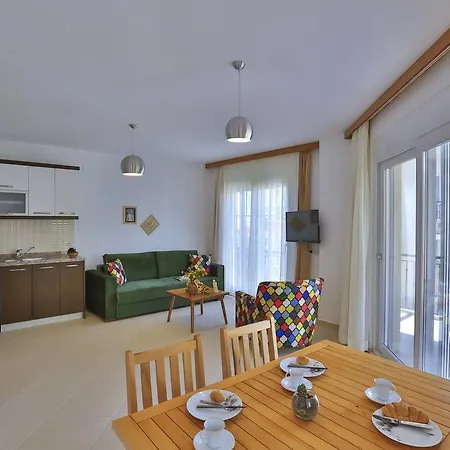 Merkezde, Konforlu, 2 Odali Apart Daire Apartment *
