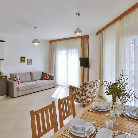 Apartment Merkezde, Konforlu, 2 Odali Apart Daire *